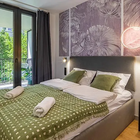 High Standard In Location *